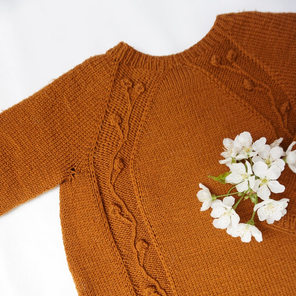 Uldklumpers Blomsterrankebluse